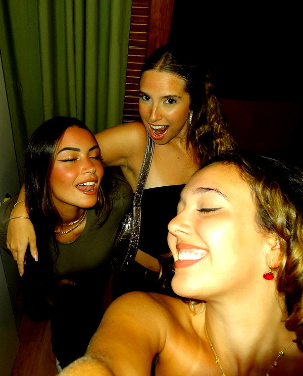 gabimfmoura instagram image archive image