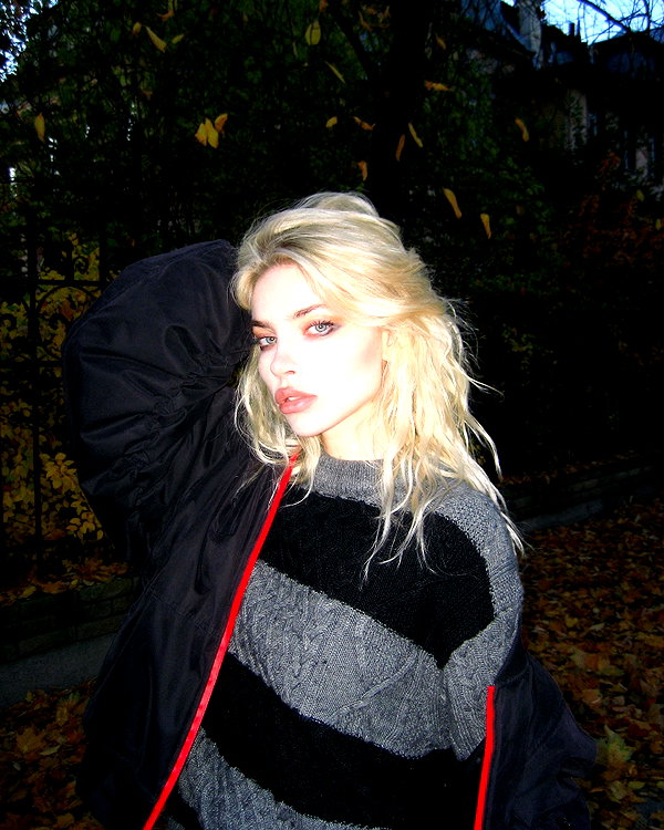 anya4everr instagram image archive image