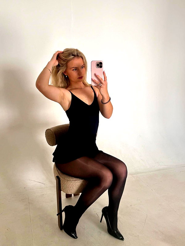 britneyellis50 instagram image archive image