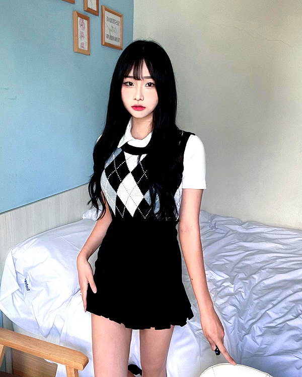 lai_931201 instagram image archive image