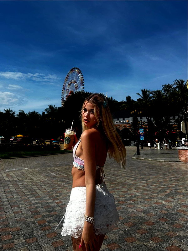 ariseviss instagram image archive image