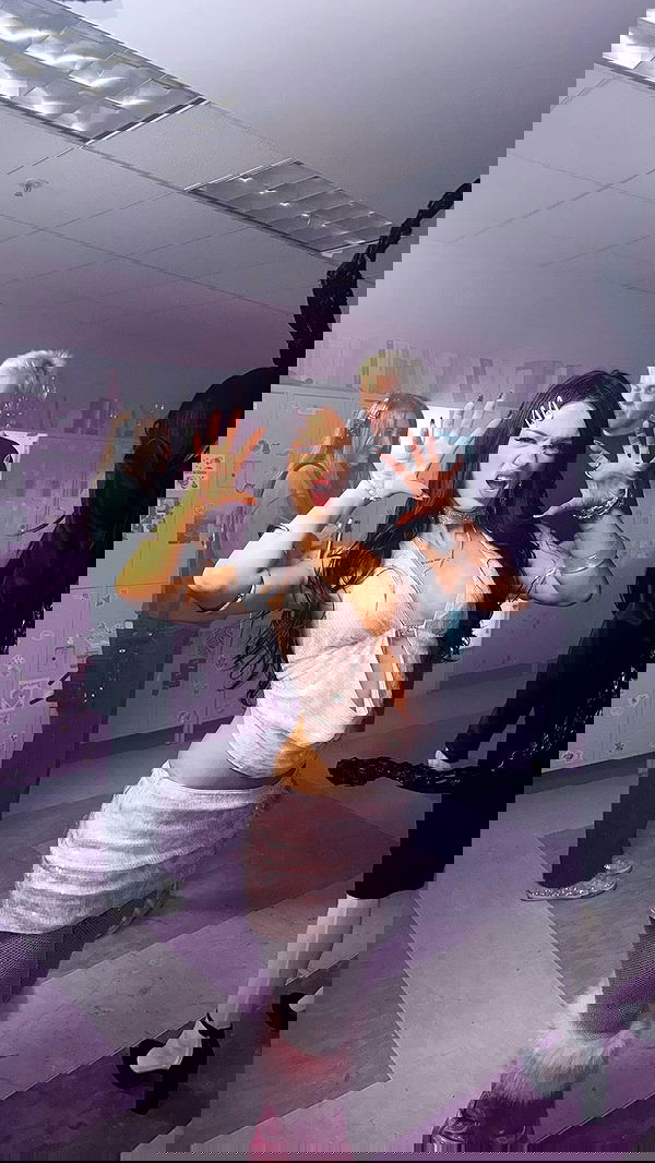 nevaaadaa nevaaadaa archive image