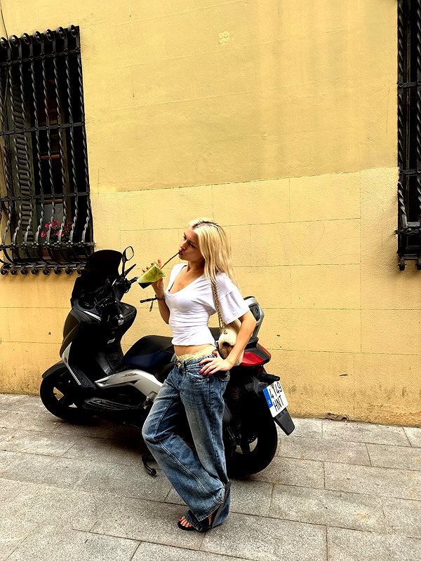 girlcalledluca instagram image archive image