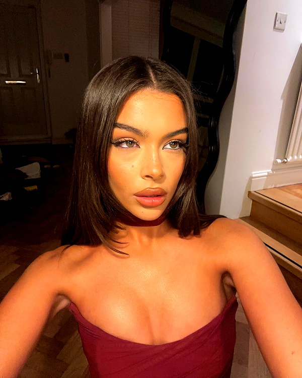oliviaphillipps instagram image archive image