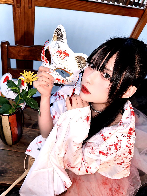 yamikumo_leisa instagram image archive image