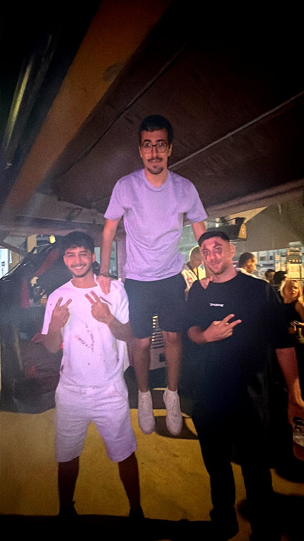 Archived image from @assoolin on Instagram