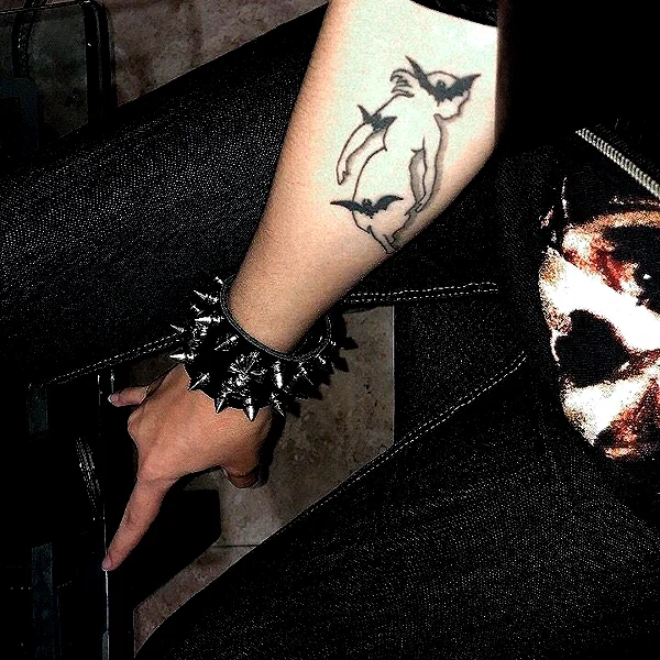 nyx_o_o_ instagram image archive image