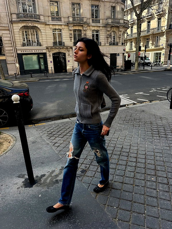 reneeebeller instagram image archive image