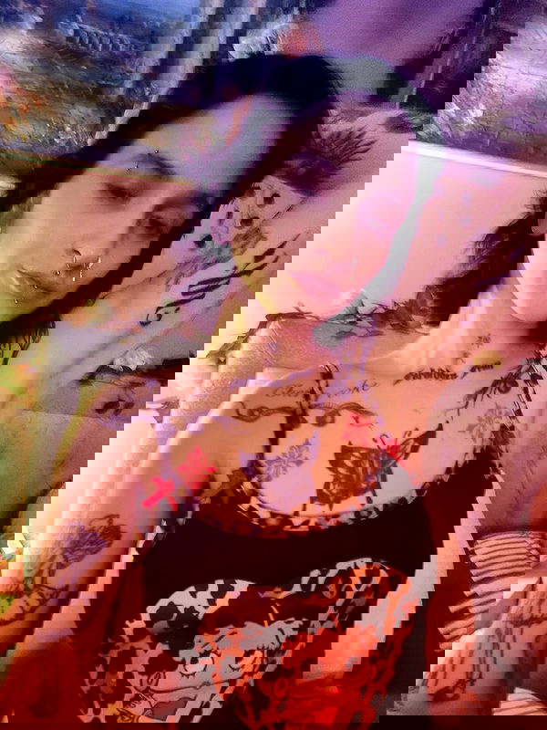 strawberryshanz strawberryshanz archive image