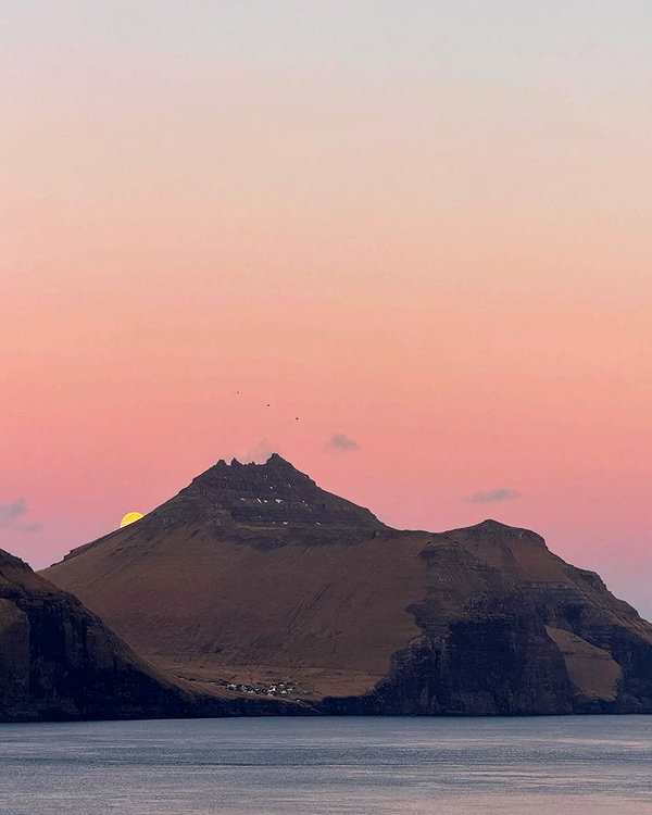 rouxroux.tv instagram image archive image