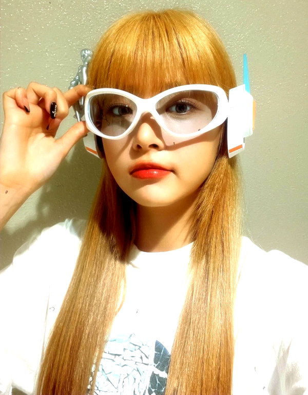 hhh.e_c.v instagram image archive image