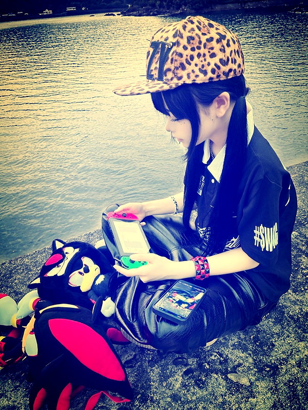 9unxx7 instagram image archive image