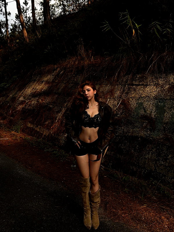 lyhythuedoxinh instagram image archive image