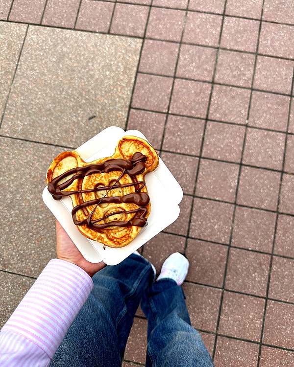 maya.keyy instagram image archive image