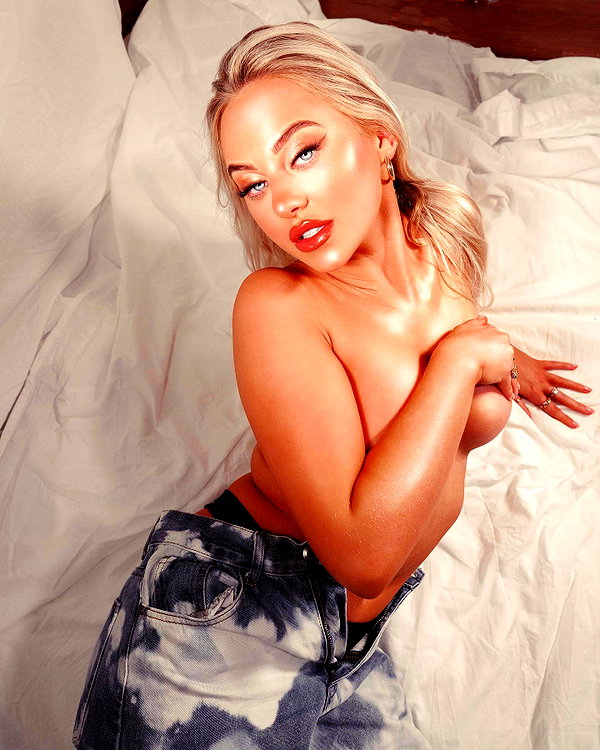 rhiannonbluee instagram image archive image