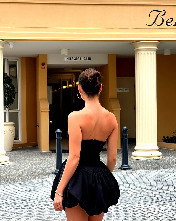 oliviaphillipps instagram image archive image
