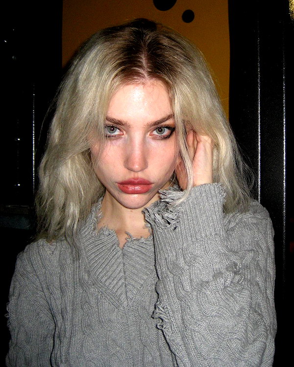 alien.hanna instagram image archive image