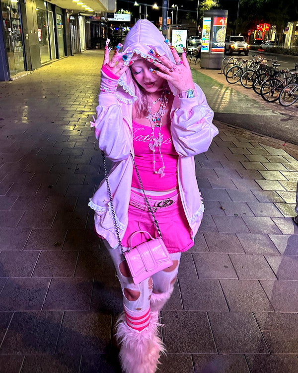 cyberangelz.shop instagram image archive image