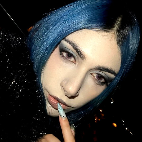 ayash.hila instagram image archive image