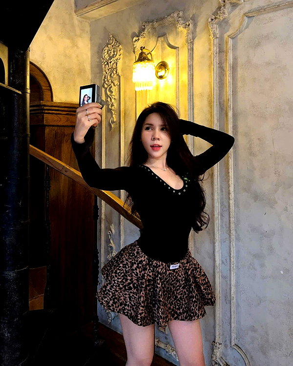 lyhythuedoxinh instagram image archive image