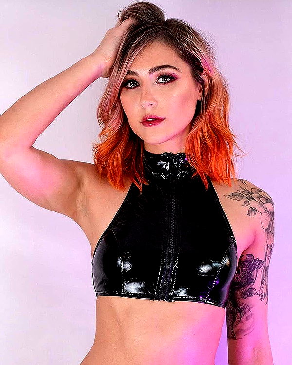 luxlo.xo instagram image archive image