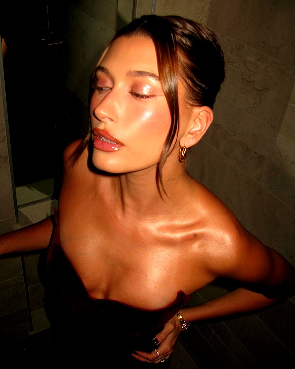 haileybieber instagram image archive image