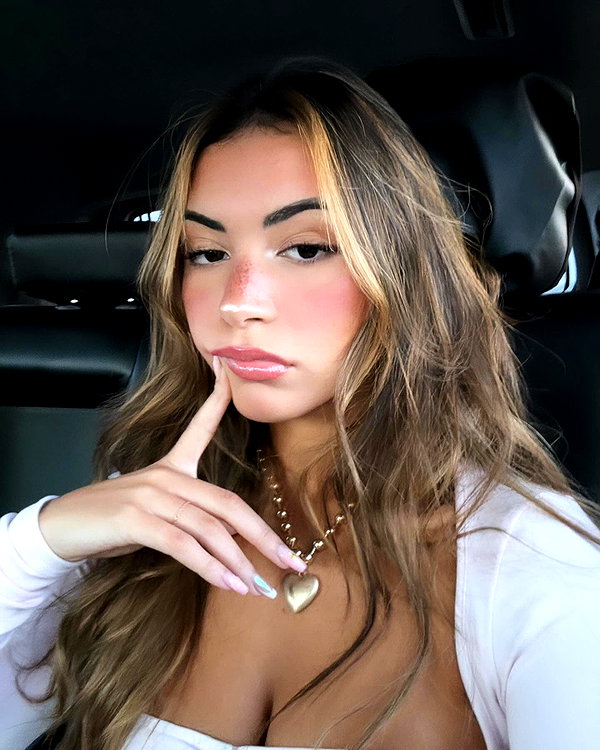 gabimfmoura instagram image archive image