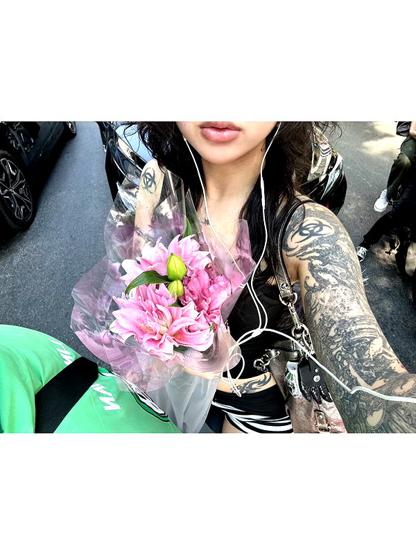 biohazard.g1rl instagram image archive image