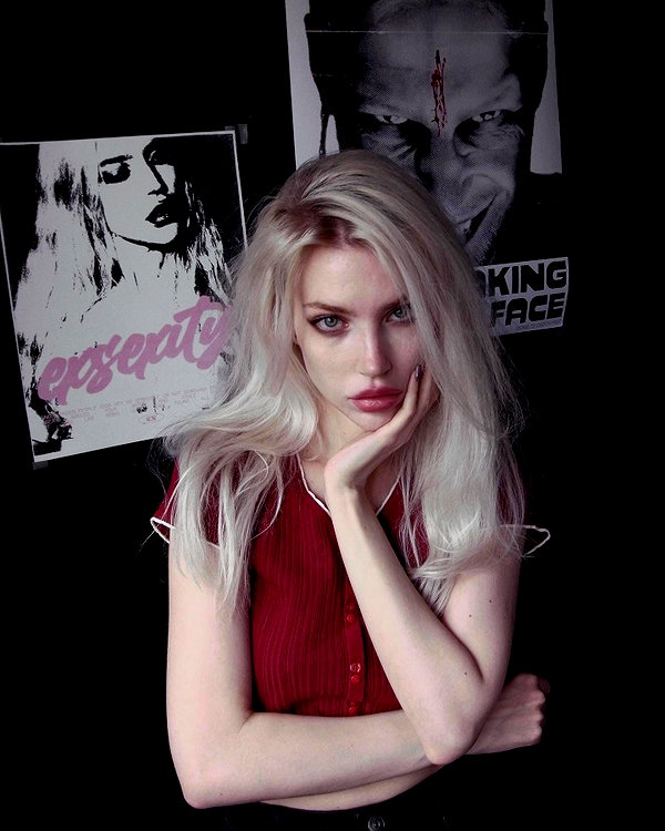 anya4everr instagram image archive image