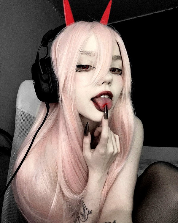 glowmoonshorty instagram image archive image