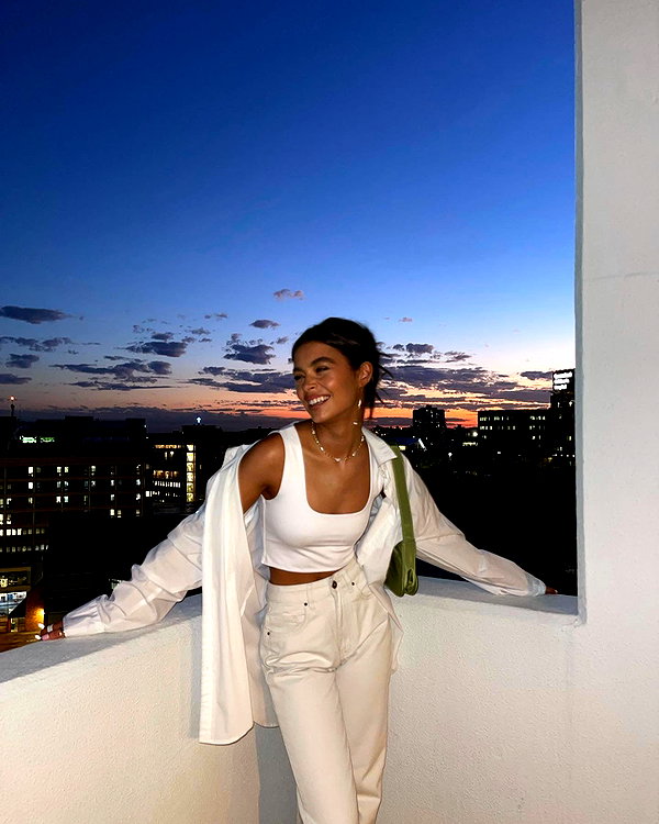 oliviaphillipps instagram image archive image