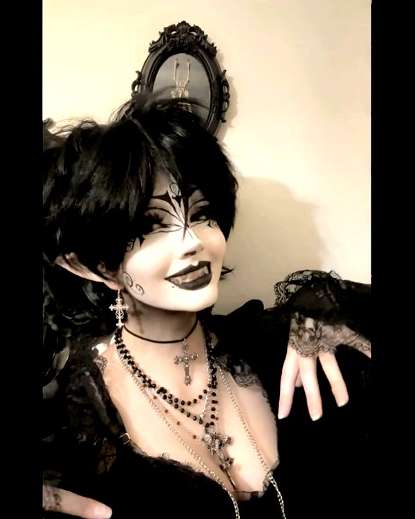darkblueyoshii instagram image archive image