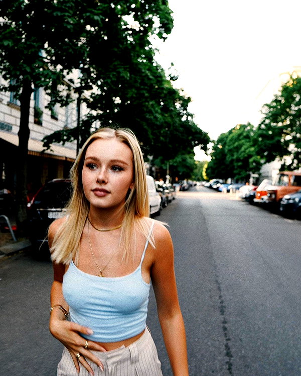 lilih instagram image archive image