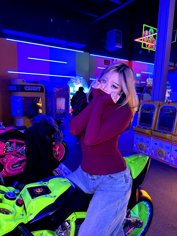 cellow111 instagram image archive image