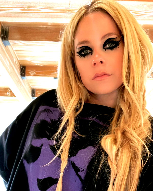 avrillavigne instagram image archive image