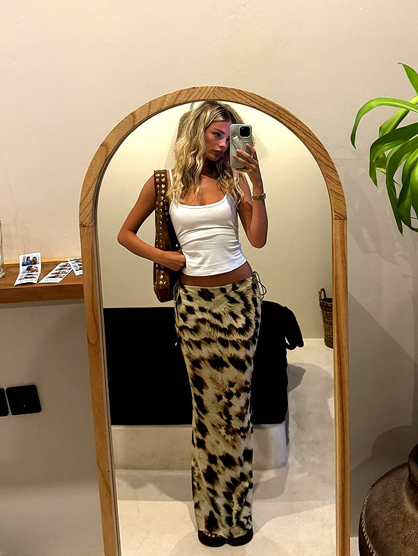 brontesheppeard instagram image archive image