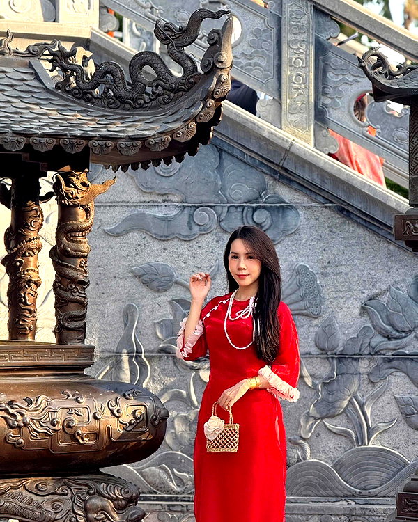lyhythuedoxinh instagram image archive image