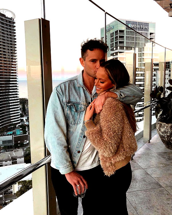 olivia.mathers instagram image archive image