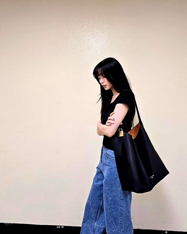 zuhazana instagram image archive image