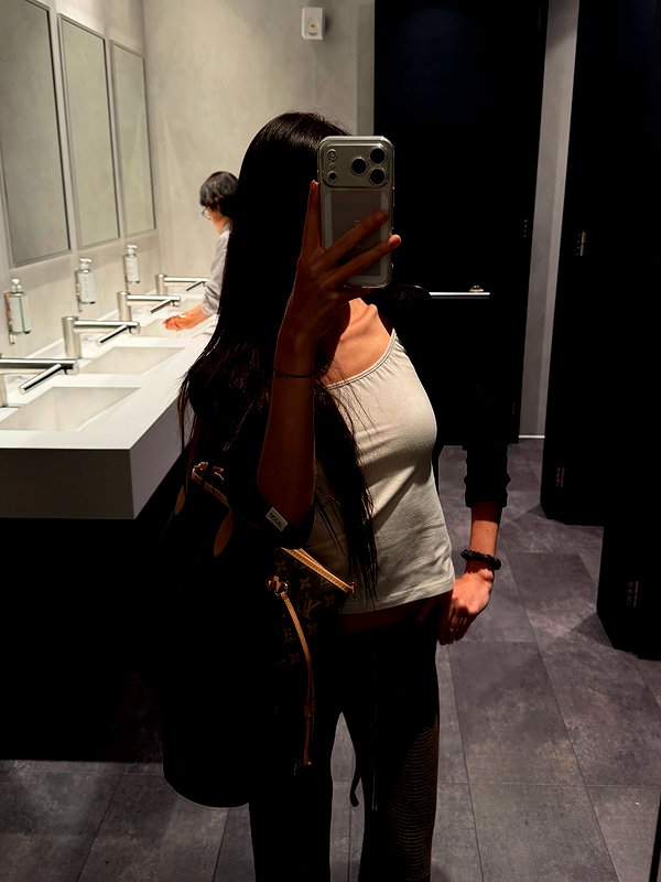 daxbin instagram image archive image