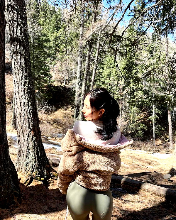 indra0102_ instagram image archive image