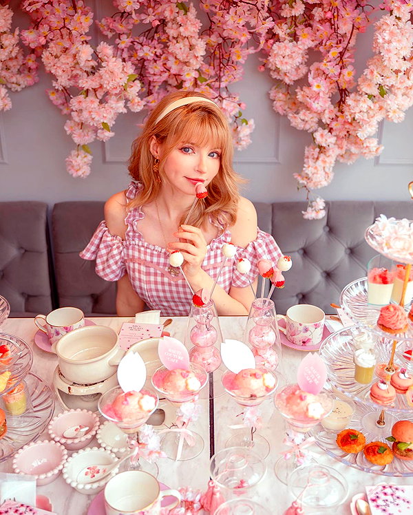 peachmilky_ instagram image archive image