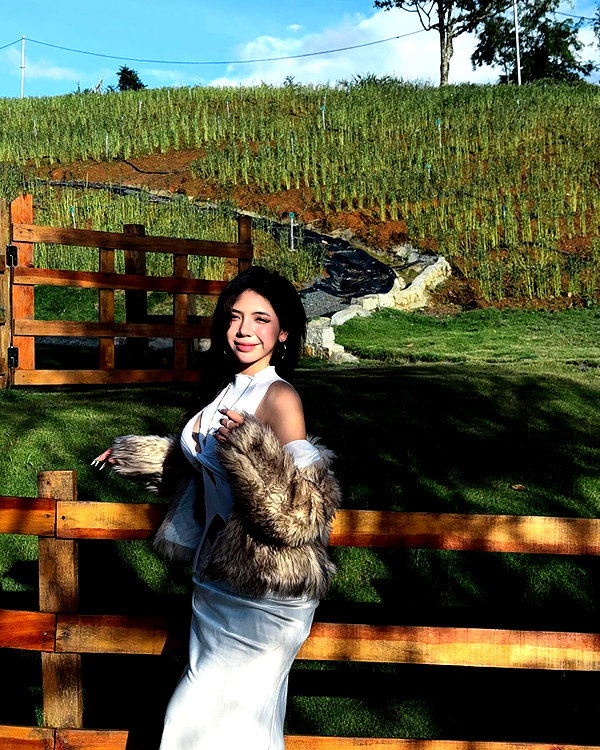 lyhythuedoxinh instagram image archive image