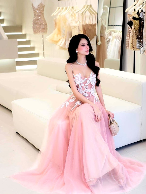 lyhythuedoxinh instagram image archive image