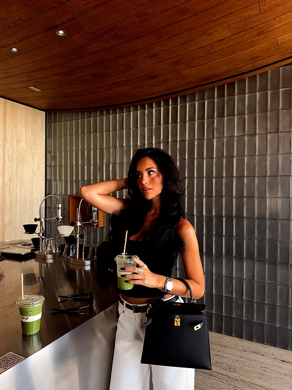 zoeliss instagram image archive image
