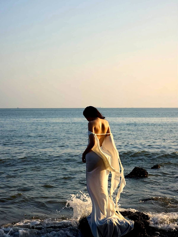 lyhythuedoxinh instagram image archive image