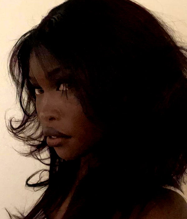 baddiesessence instagram image archive image