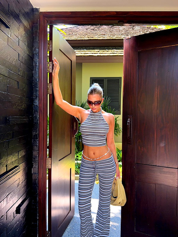 sophadophaa_ instagram image archive image