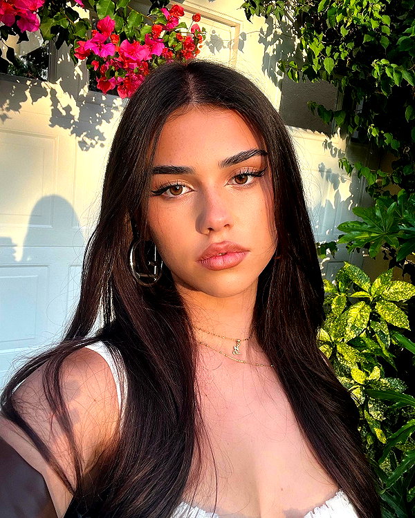 leahhalton instagram image archive image