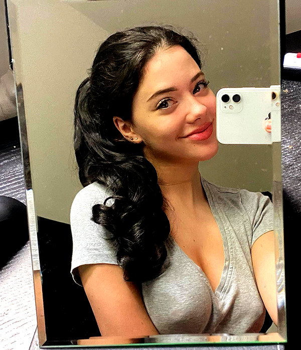 vanessa.rhd instagram image archive image